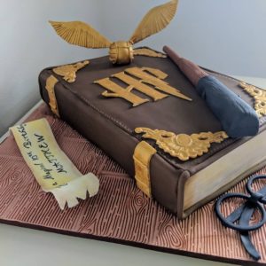 HP spellbook cake